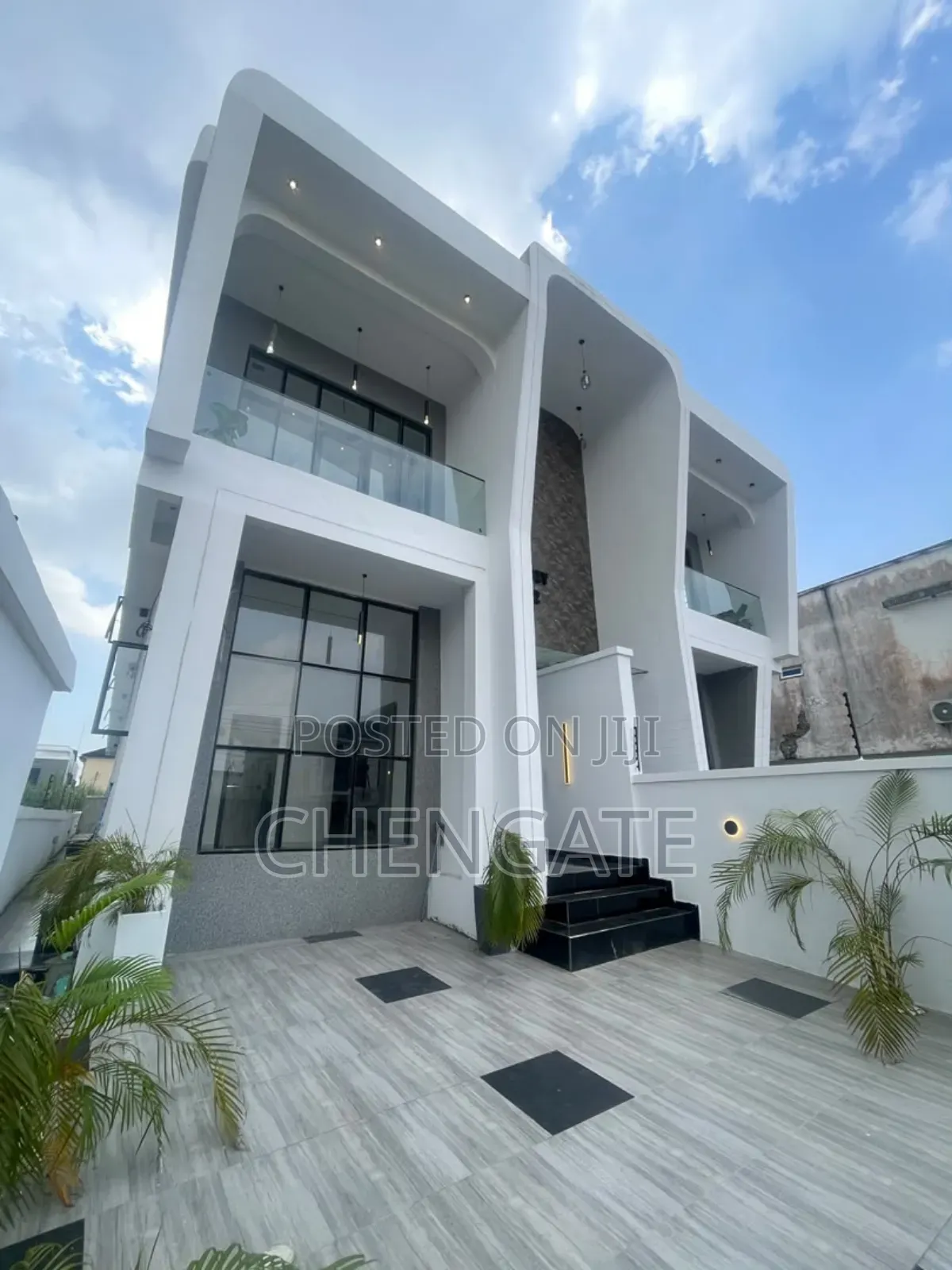 5bdrm Duplex in Ajah for sale in Ajah