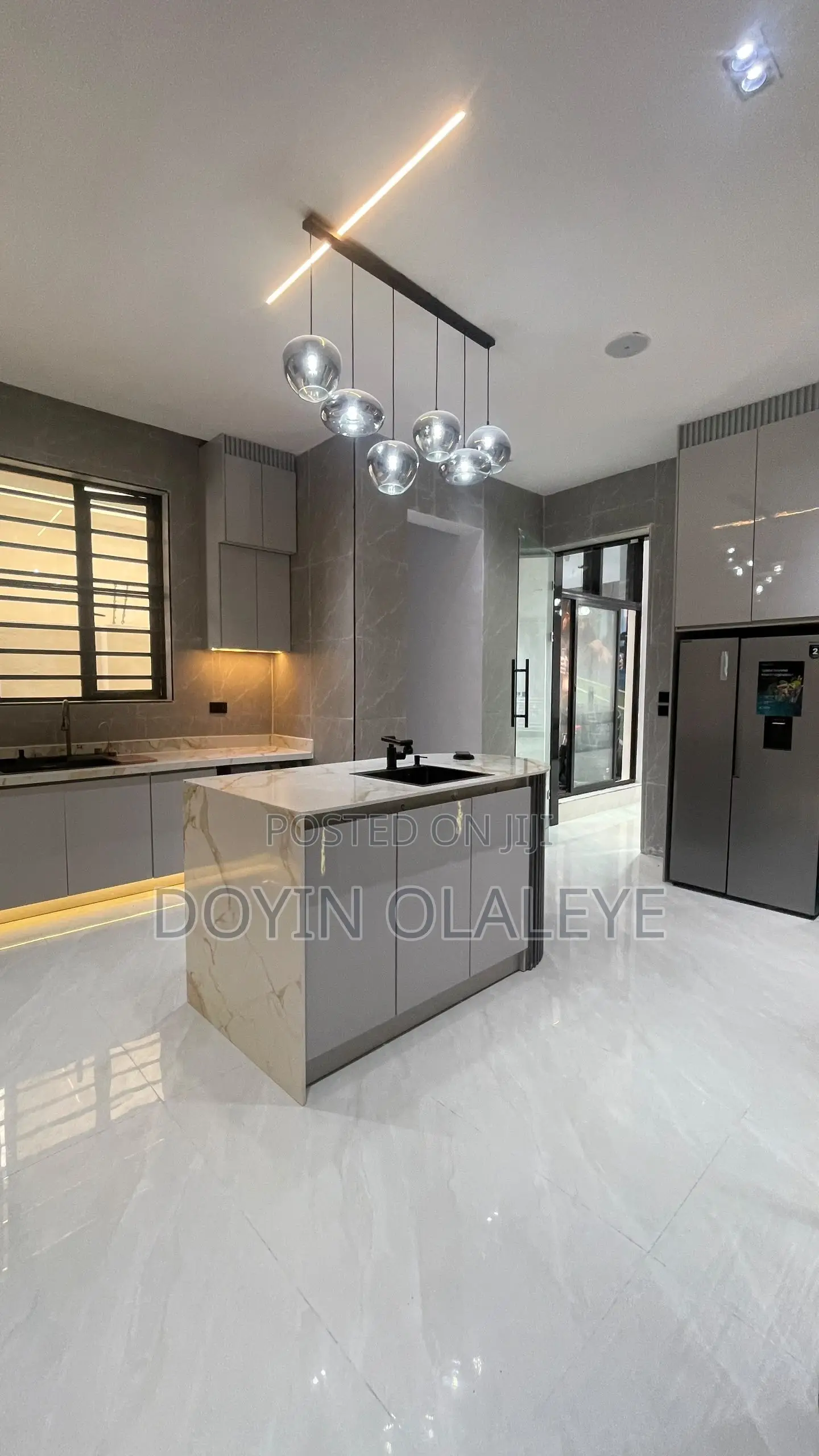 5bdrm Duplex in VGC / Ajah for sale in VGC / Ajah