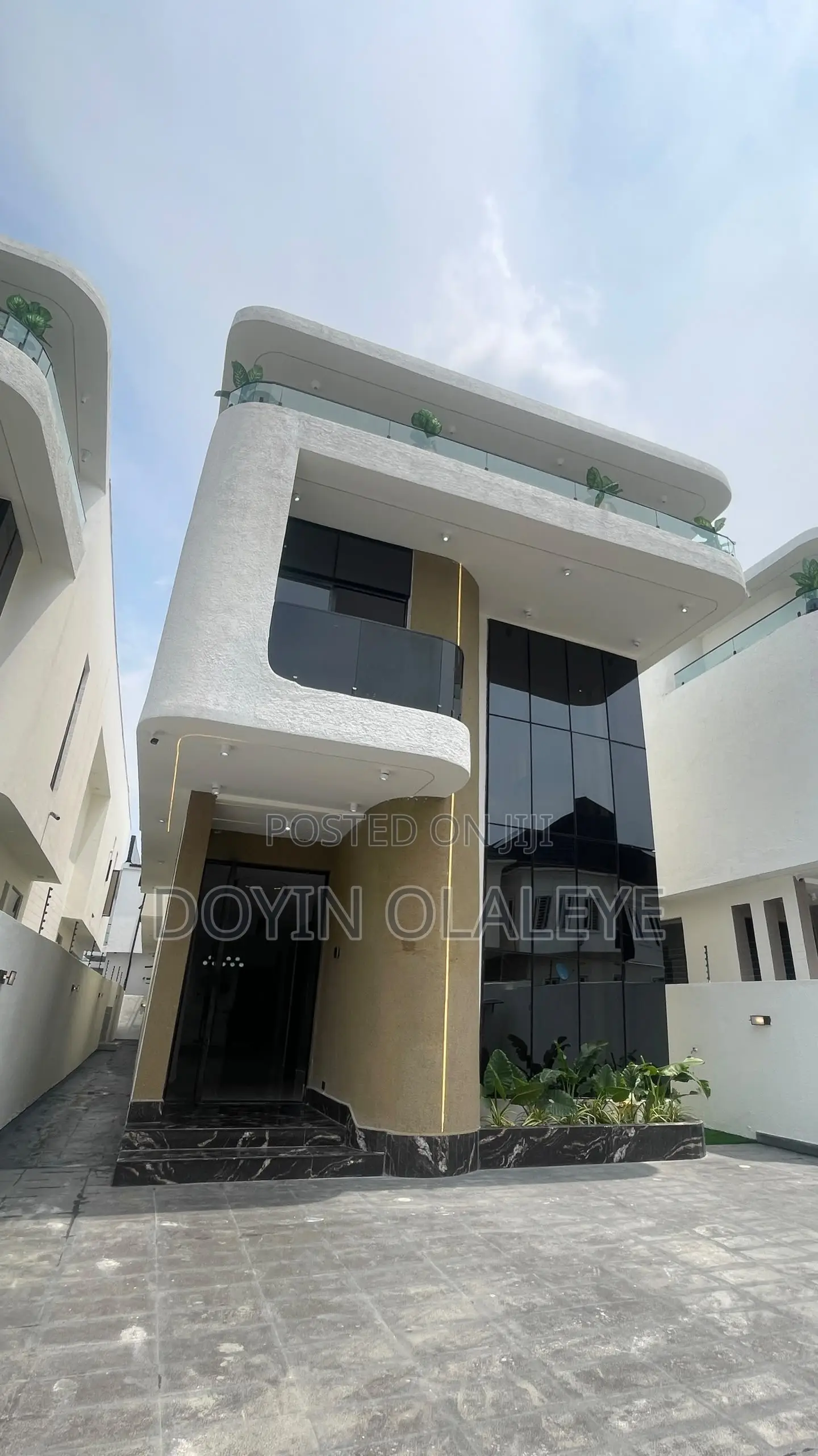 5bdrm Duplex in VGC / Ajah for sale in VGC / Ajah