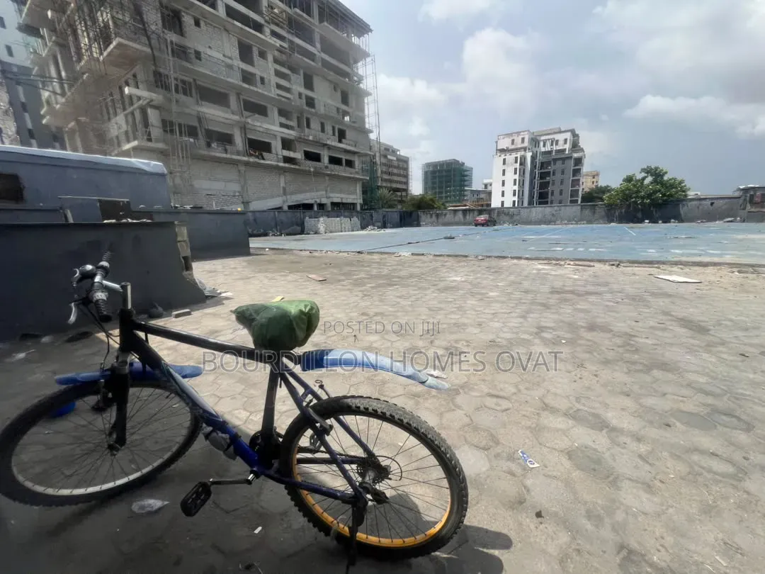 2100 SQM Mix Used Land in Lekki Phase 1