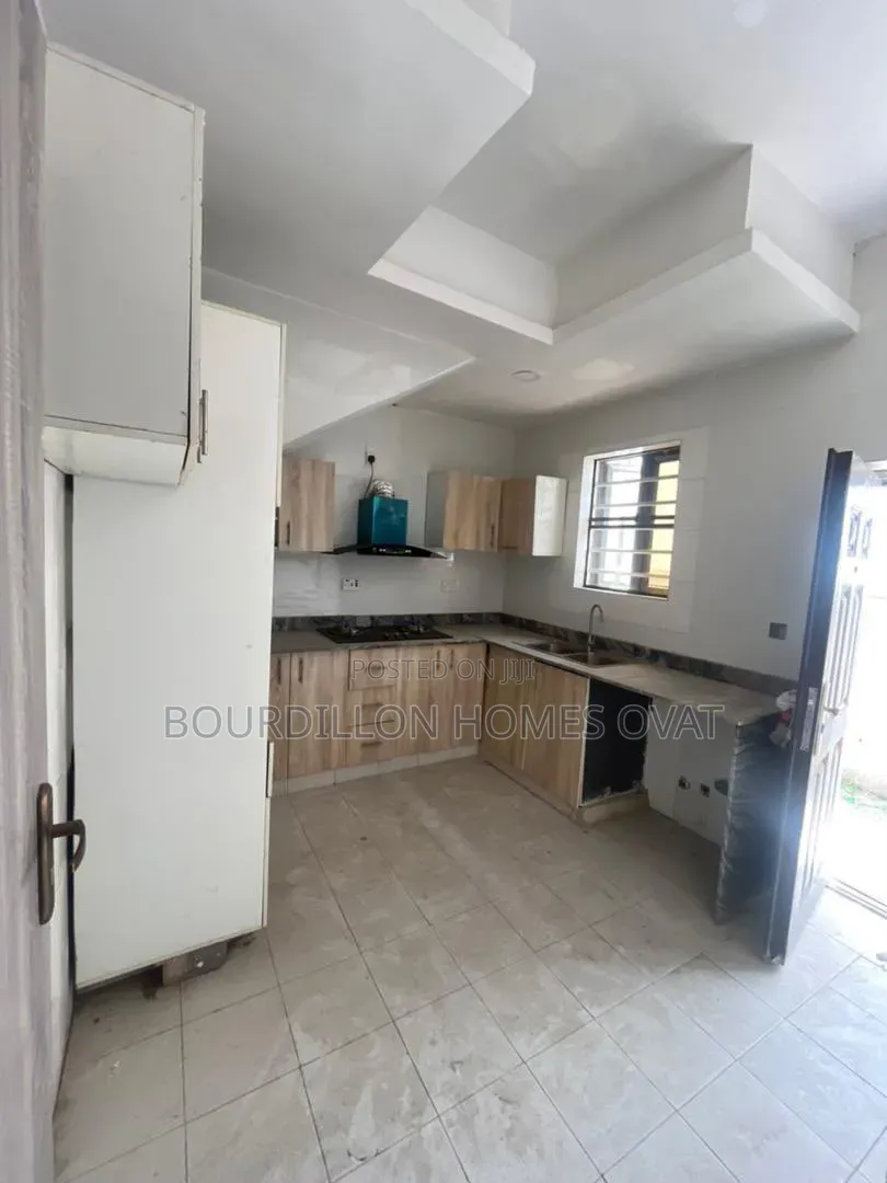 4bdrm Duplex in Orchid Lekki Lagos for rent in Lekki Expressway