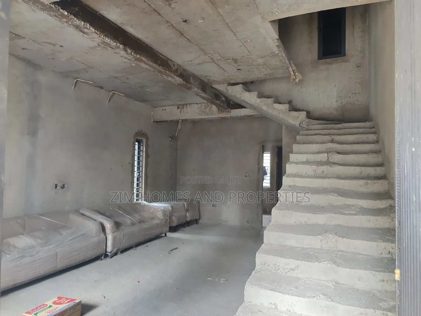 4bdrm Duplex in Zim Homes And, Zone 5 / Wuse for sale in Zone 5 / Wuse
