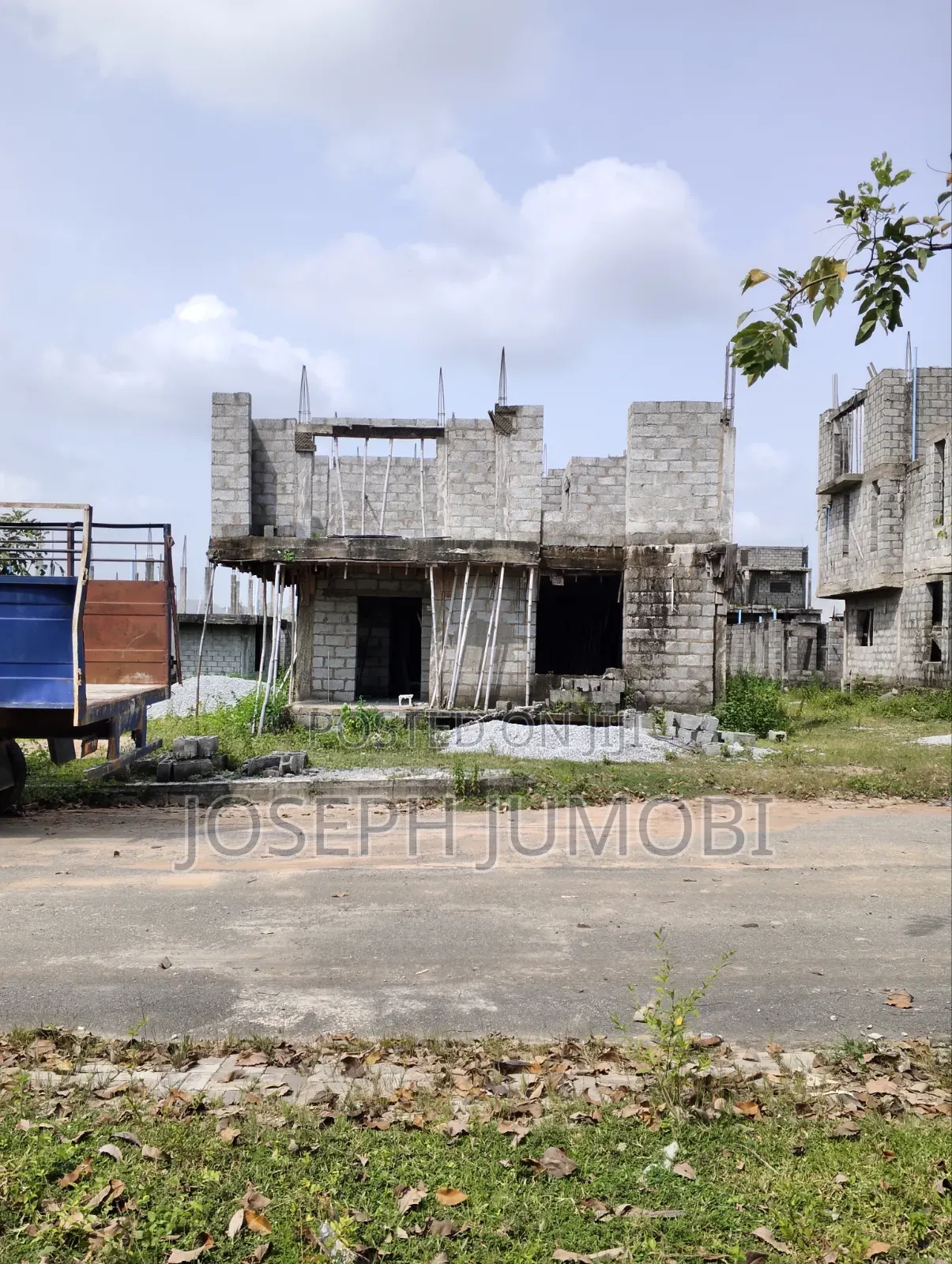 4bdrm Duplex in Kairos Hof Estate, Idu Industrial for sale in Idu Industrial