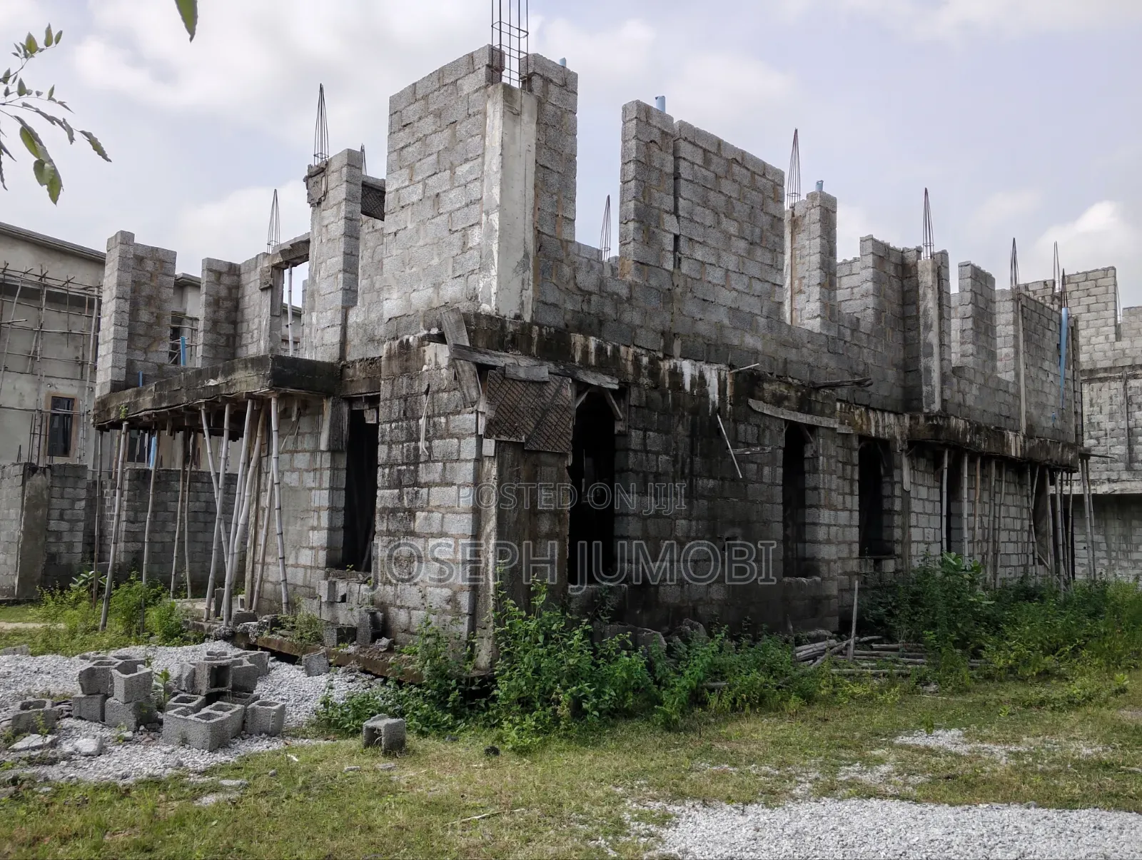 4bdrm Duplex in Kairos Hof Estate, Idu Industrial for sale in Idu Industrial