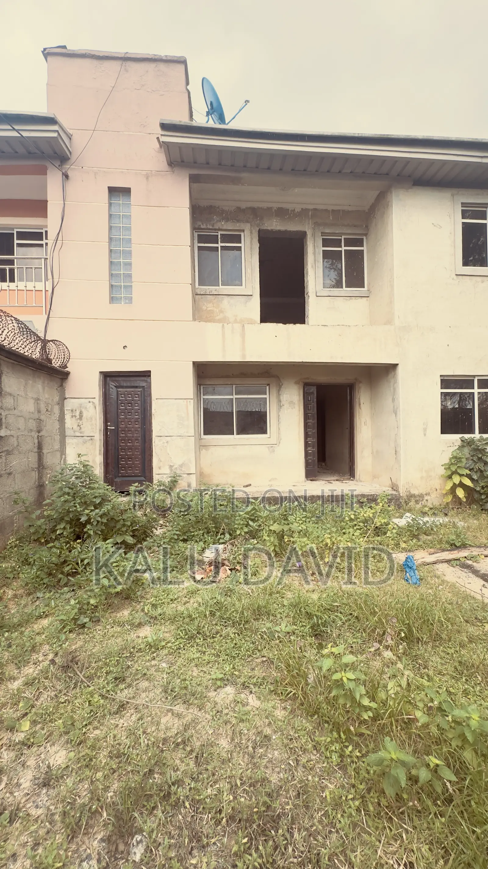 6bdrm Block of Flats in Agbowori Street, Iba / Ojo for sale in Iba / Ojo