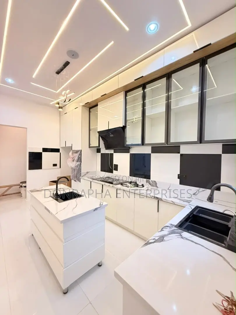 4bdrm Duplex in Ajah for sale in Ajah