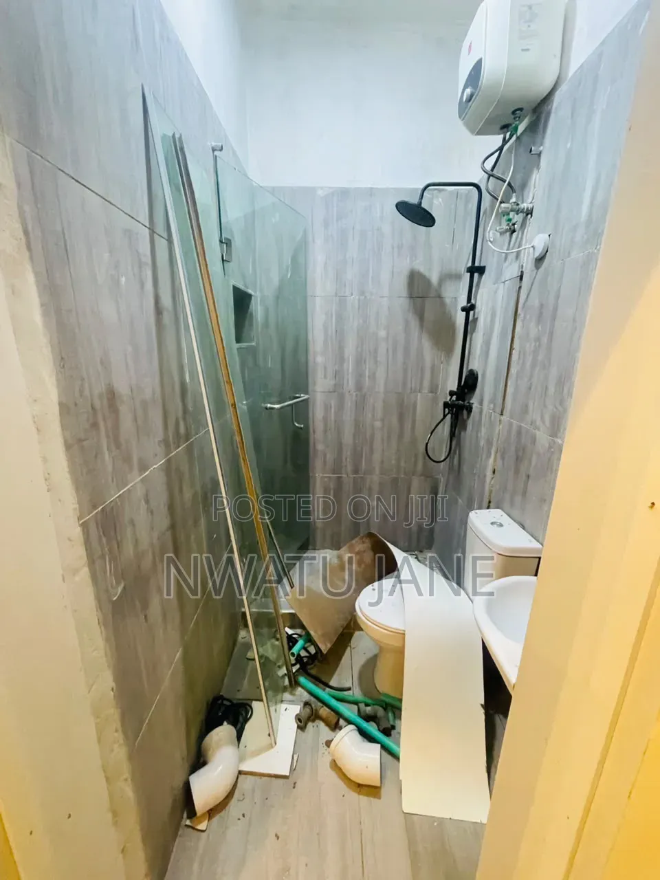 Mini Flat in Admiralty Way, Lekki Phase 1 for rent in Lekki Phase 1