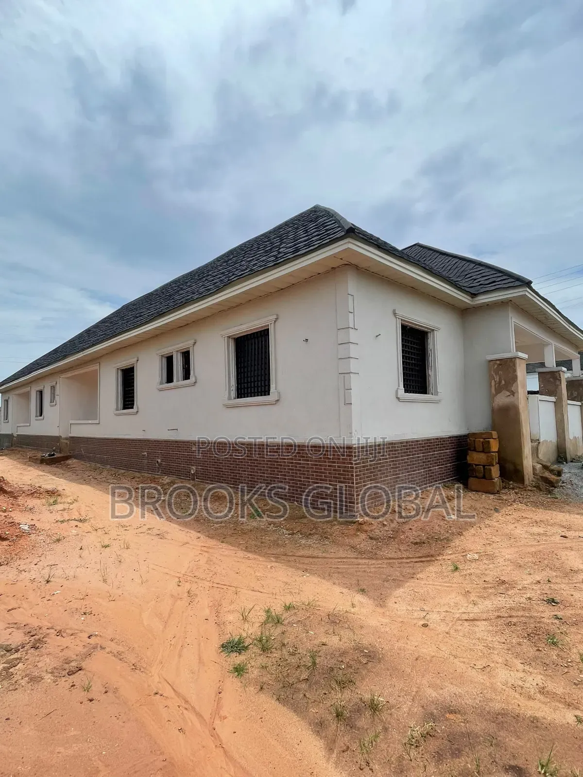 2bdrm Bungalow in Benin City for sale in Benin City