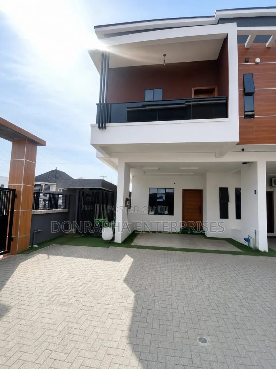 Furnished 4bdrm Duplex in Ikota for sale in Ikota