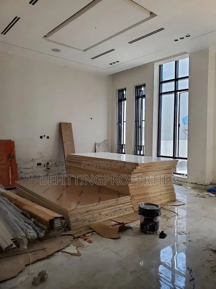 5bdrm Duplex in Jahi for sale in Jahi