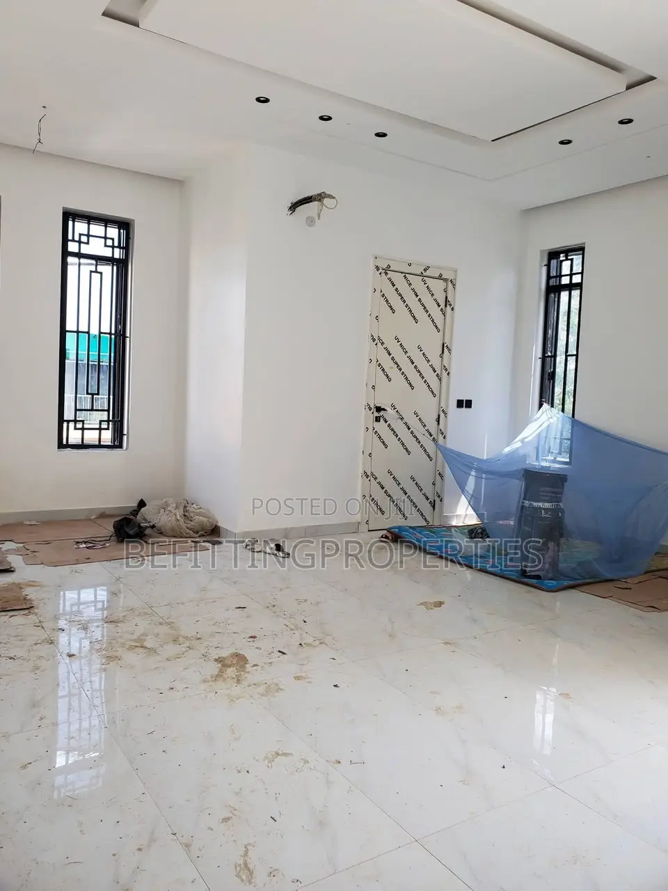 5bdrm Duplex in Jahi for sale in Jahi