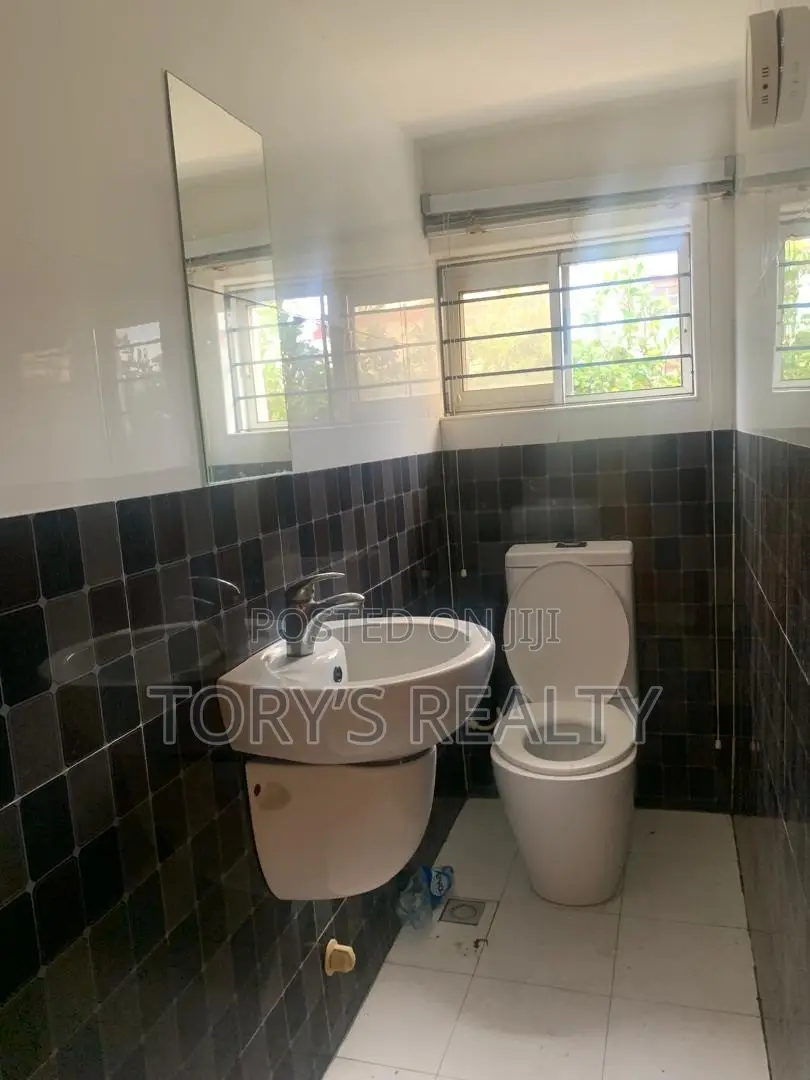 Mini Flat in Lekki Phase 1 for rent in Lekki Phase 1