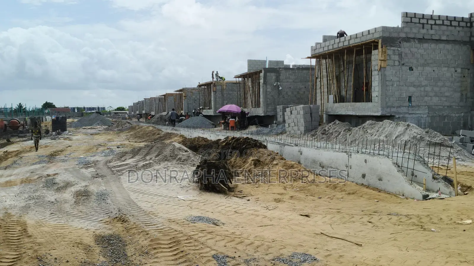 4bdrm Bungalow in Ayhomes, Igando-Oloja for sale in Igando-Oloja