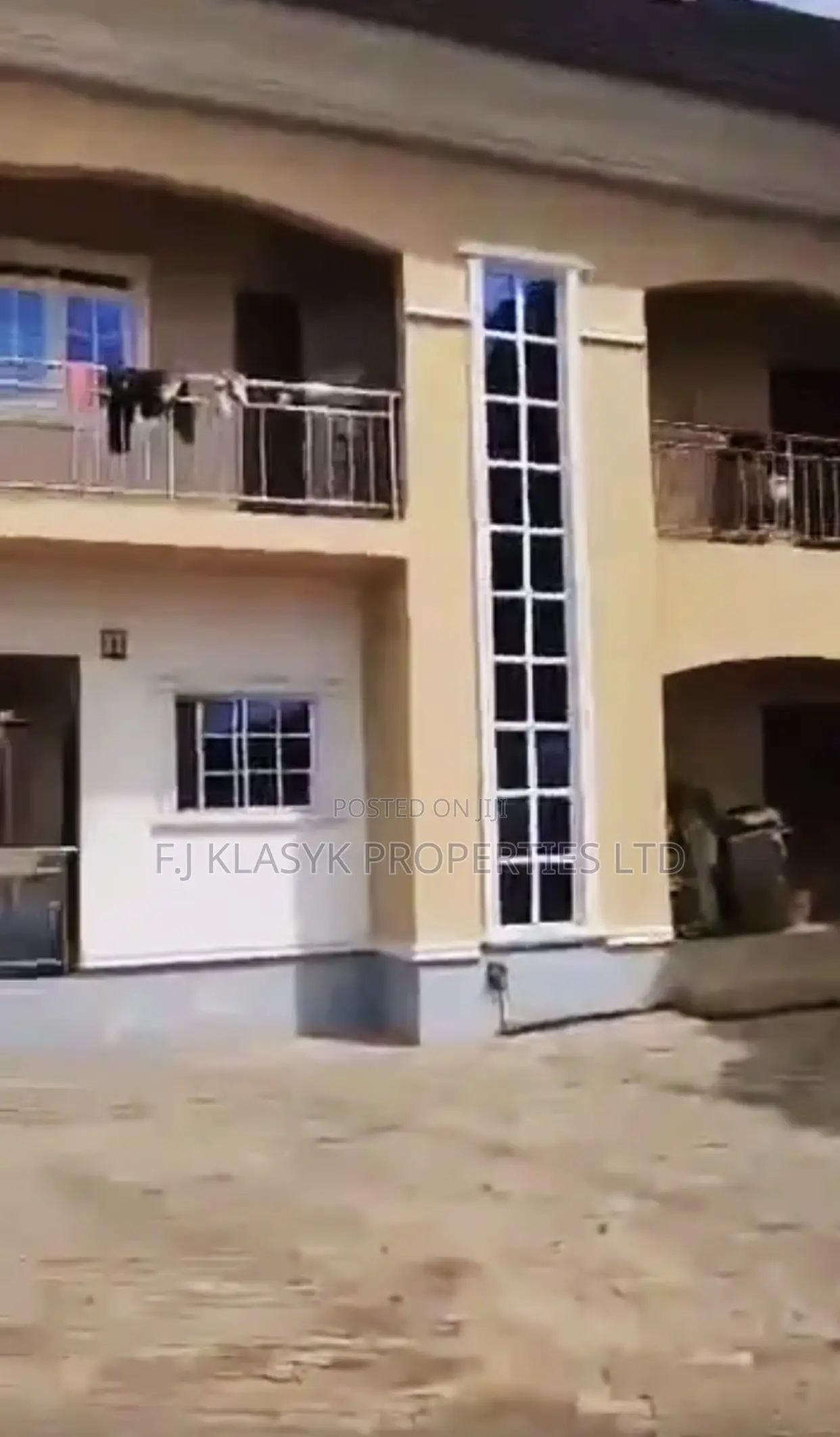 9bdrm Duplex in Benin City for sale in Benin City