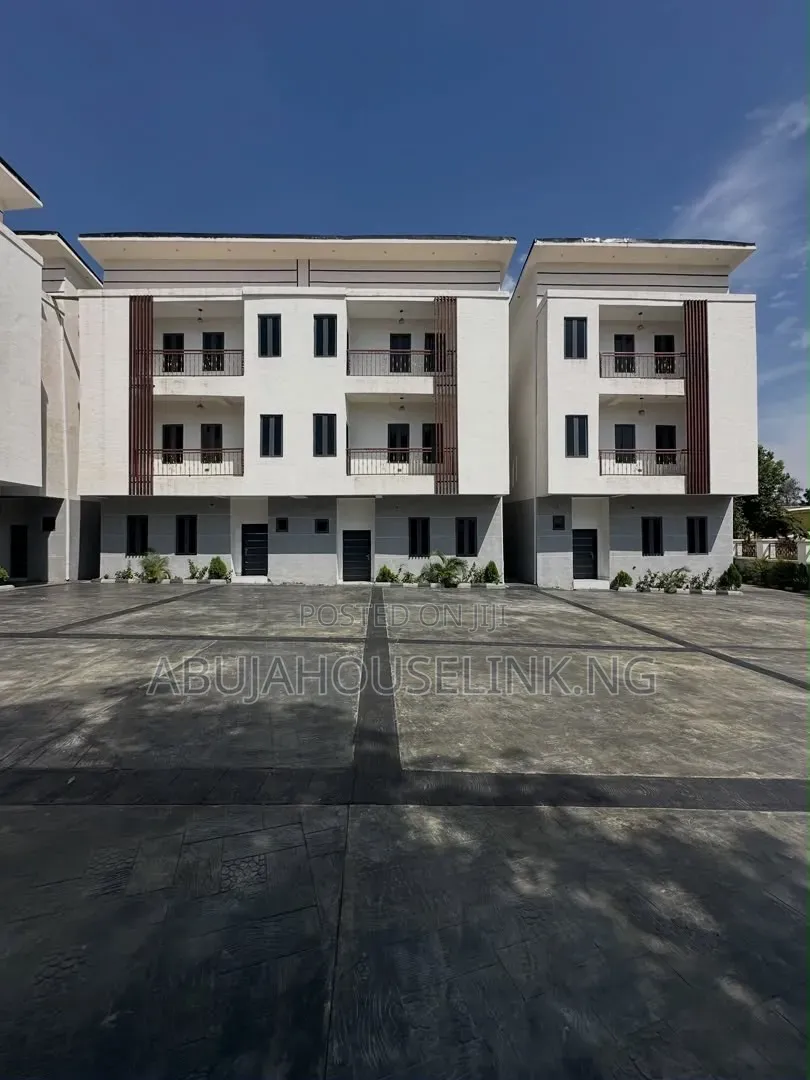 4bdrm Townhouse/Terrace in Utako Abuja for sale in Utako