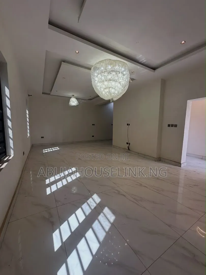 4bdrm Townhouse/Terrace in Utako Abuja for sale in Utako