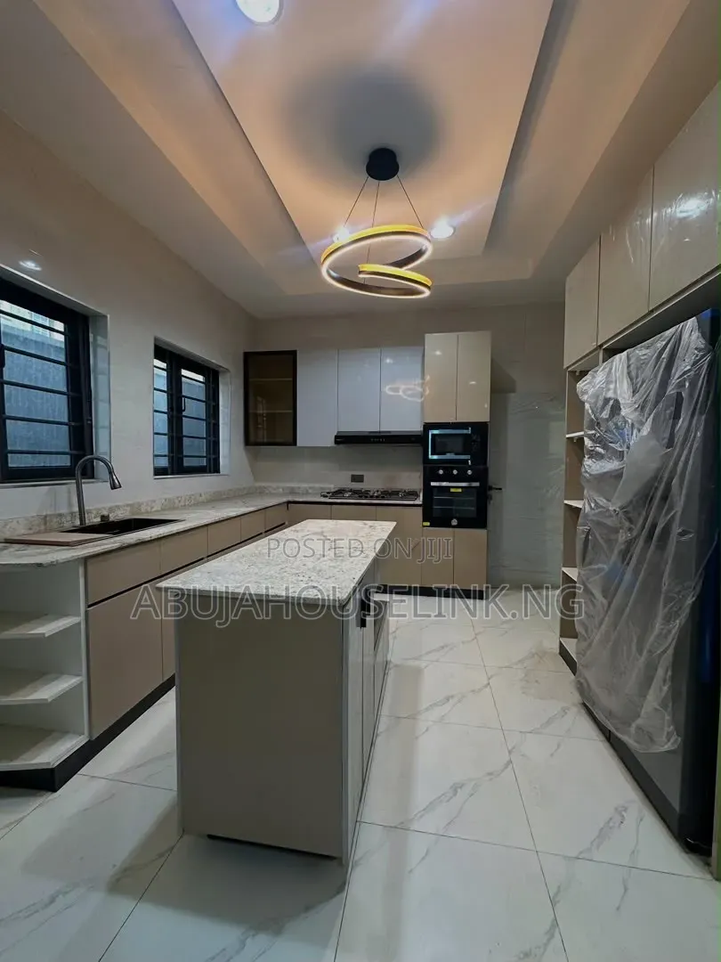 4bdrm Townhouse/Terrace in Utako Abuja for sale in Utako