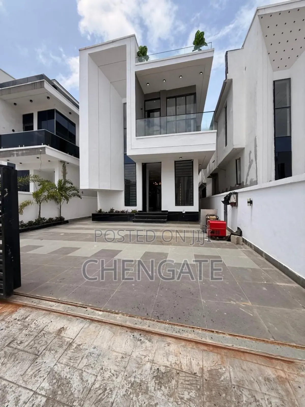 5bdrm Duplex in Ajah for sale in Ajah