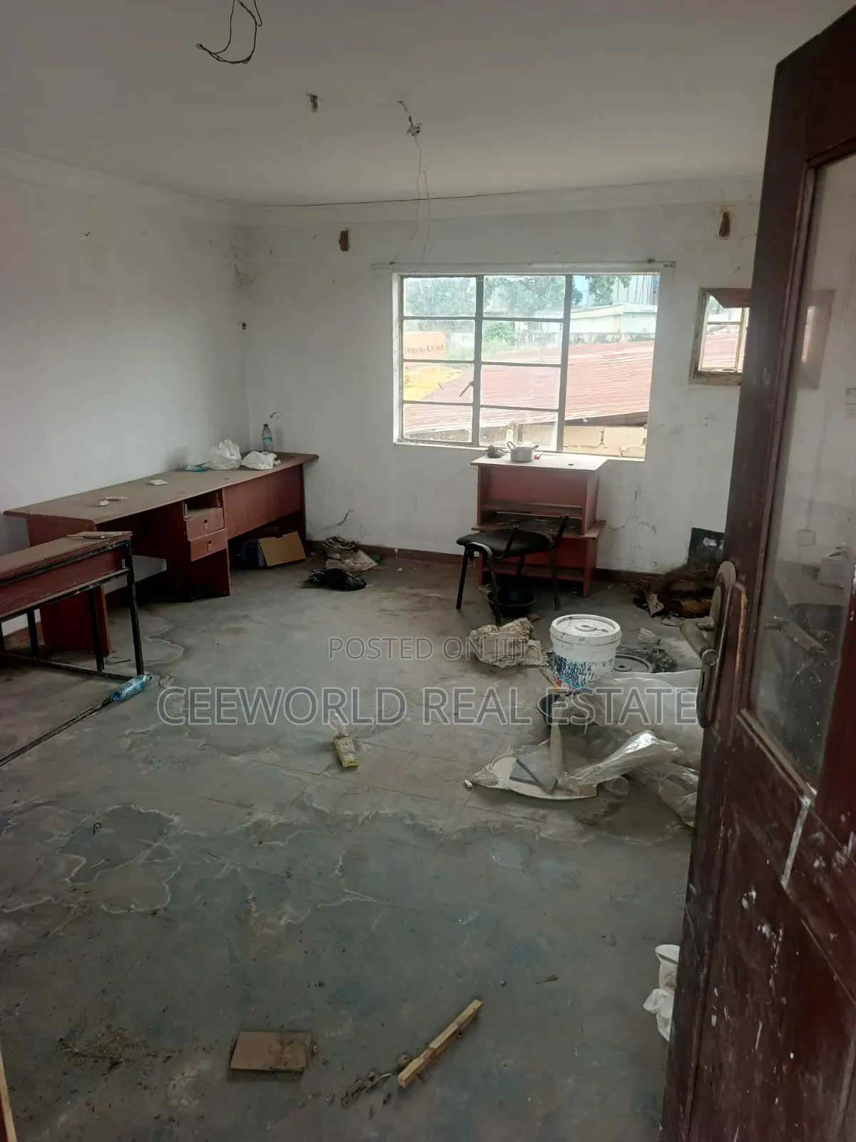 A Whole Building Available for Let / Lease in CHallenge / Ibadan