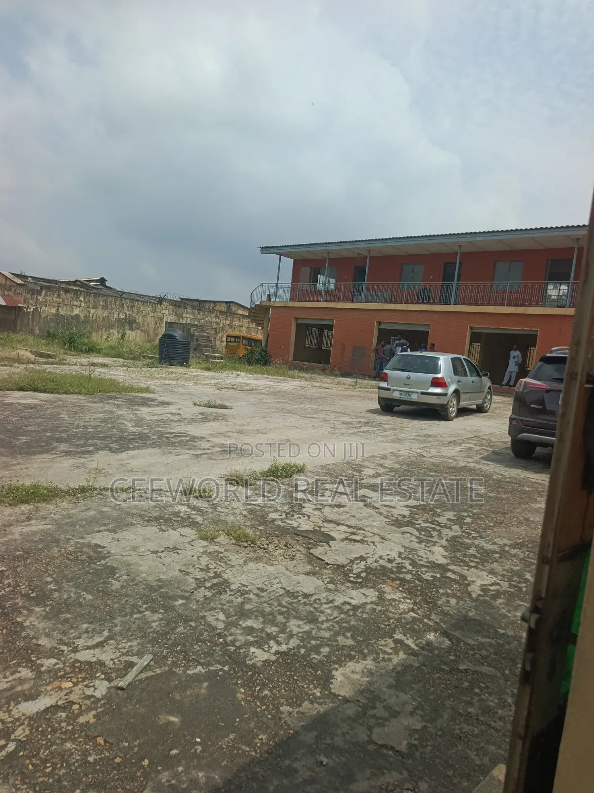 A Whole Building Available for Let / Lease in CHallenge / Ibadan