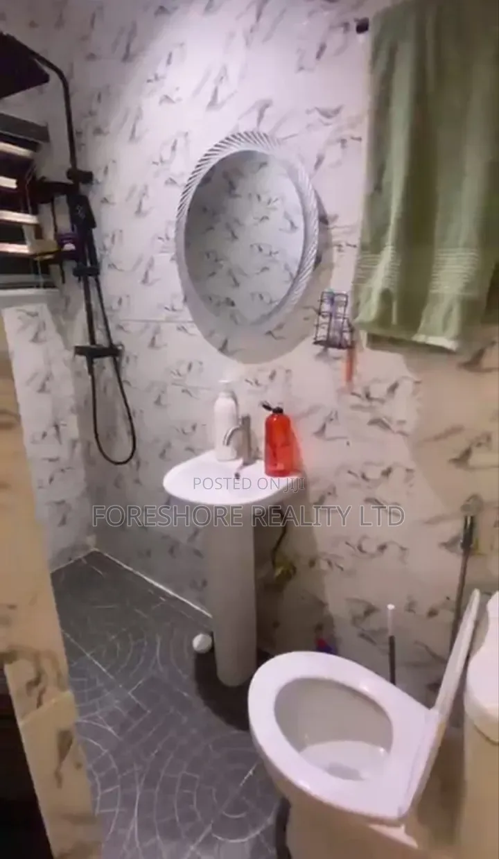 Furnished 2bdrm Apartment in Off Ogunlana for rent in Ogunlana