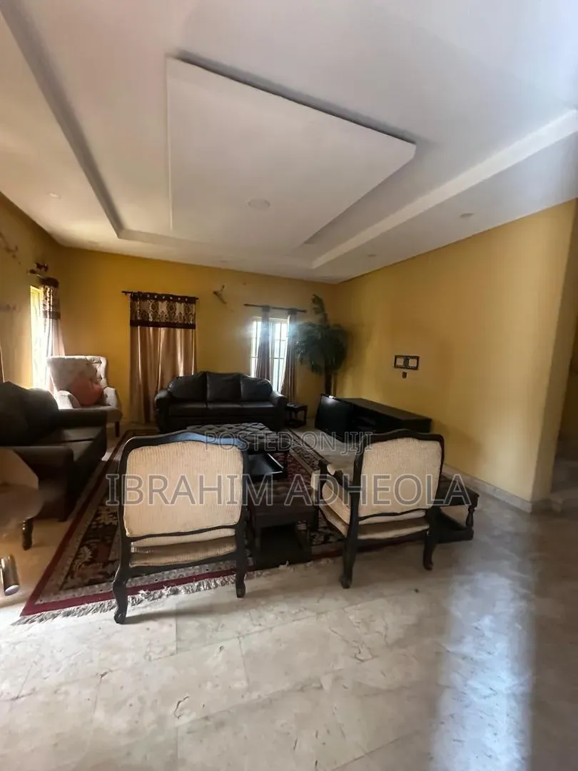 4bdrm Duplex in Magodo Gra Phase 1 for rent in GRA Phase 1
