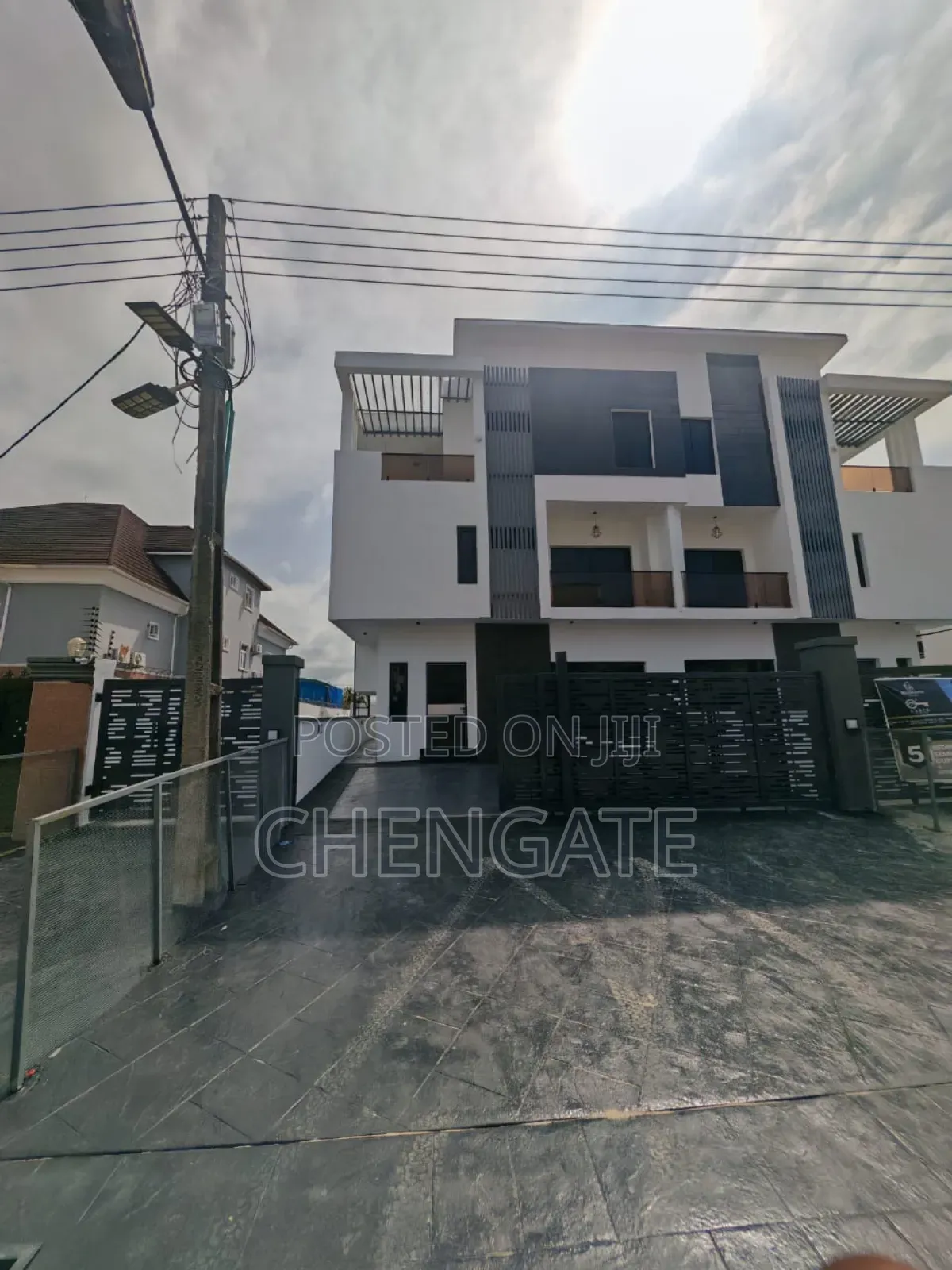 5bdrm Duplex in Ajah for rent in Ajah