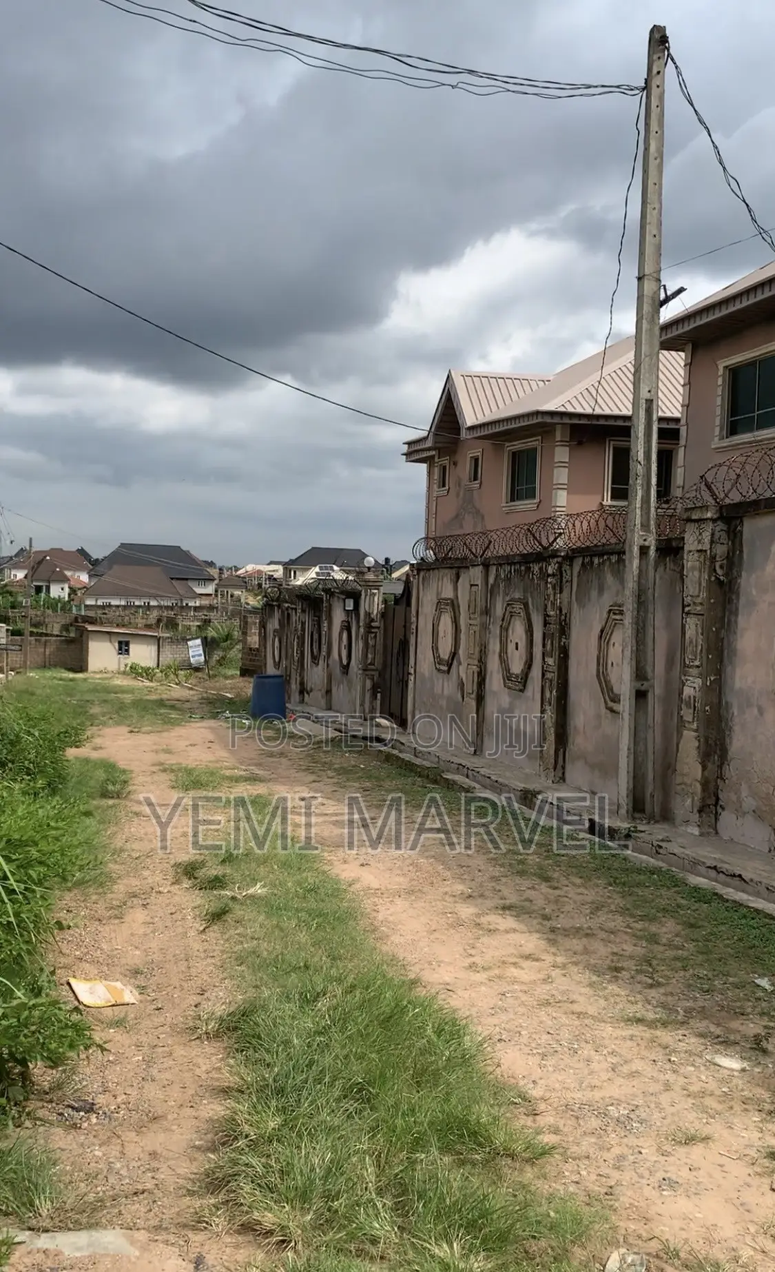 Plots of Land for Sale at Premier Estate, Akuru, Elebu With CofO in Akala Express