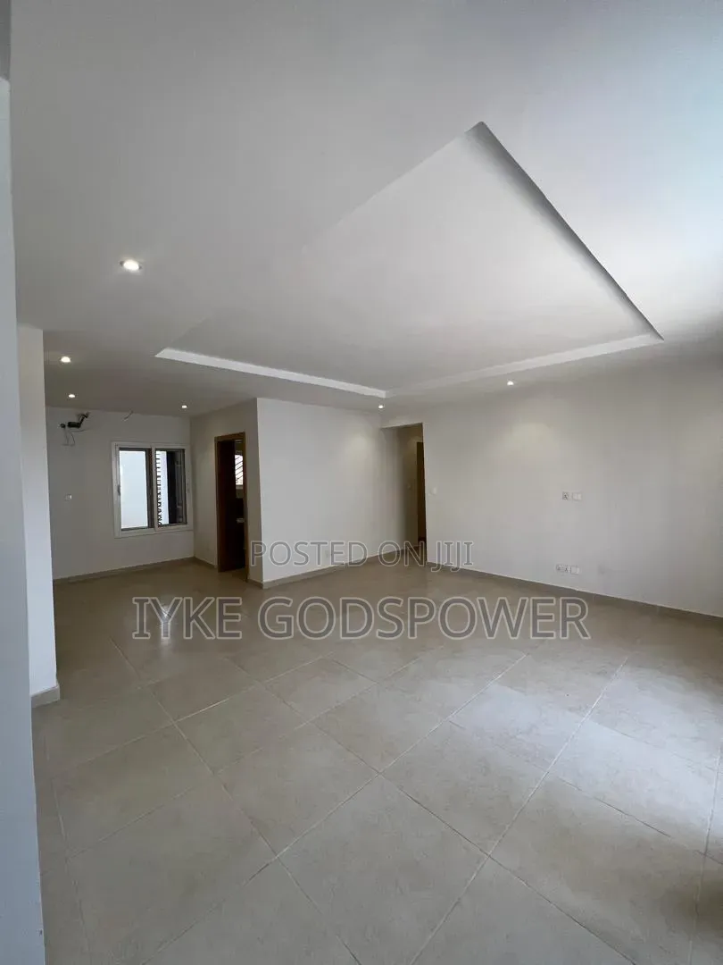 3bdrm Block of Flats in Bilad Estate, Life Camp for rent in Life Camp