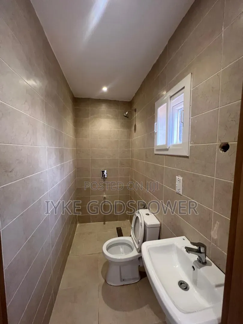 3bdrm Block of Flats in Bilad Estate, Life Camp for rent in Life Camp