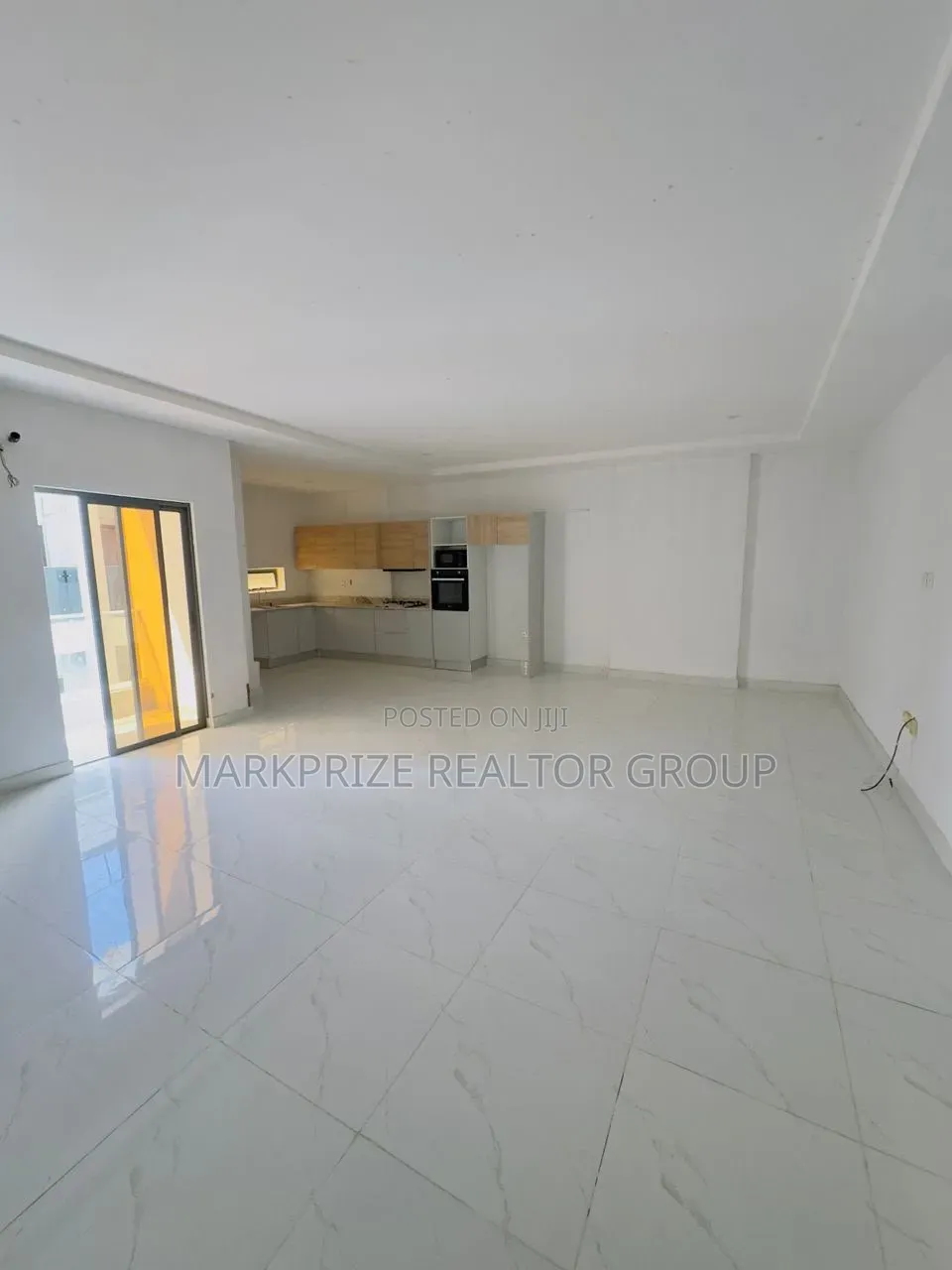 2bdrm Maisonette in Off Freedom Road for sale in Lekki Phase 1
