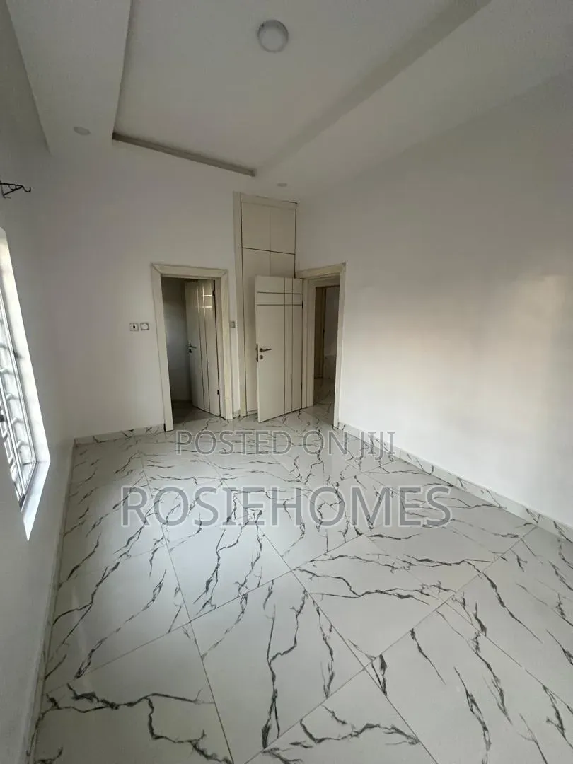 3bdrm Apartment in Ikoyi, 2nd Avenue Extension for rent in 2nd Avenue Extension