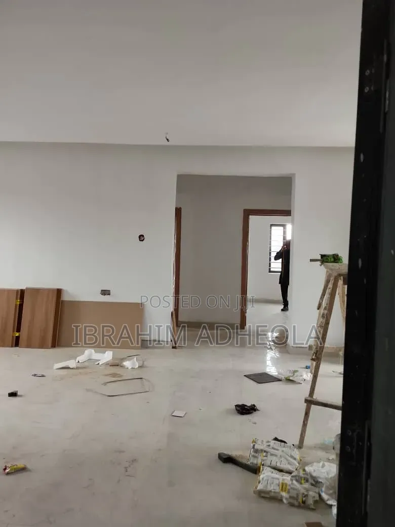 2bdrm Apartment in Egbeda for sale in Egbeda