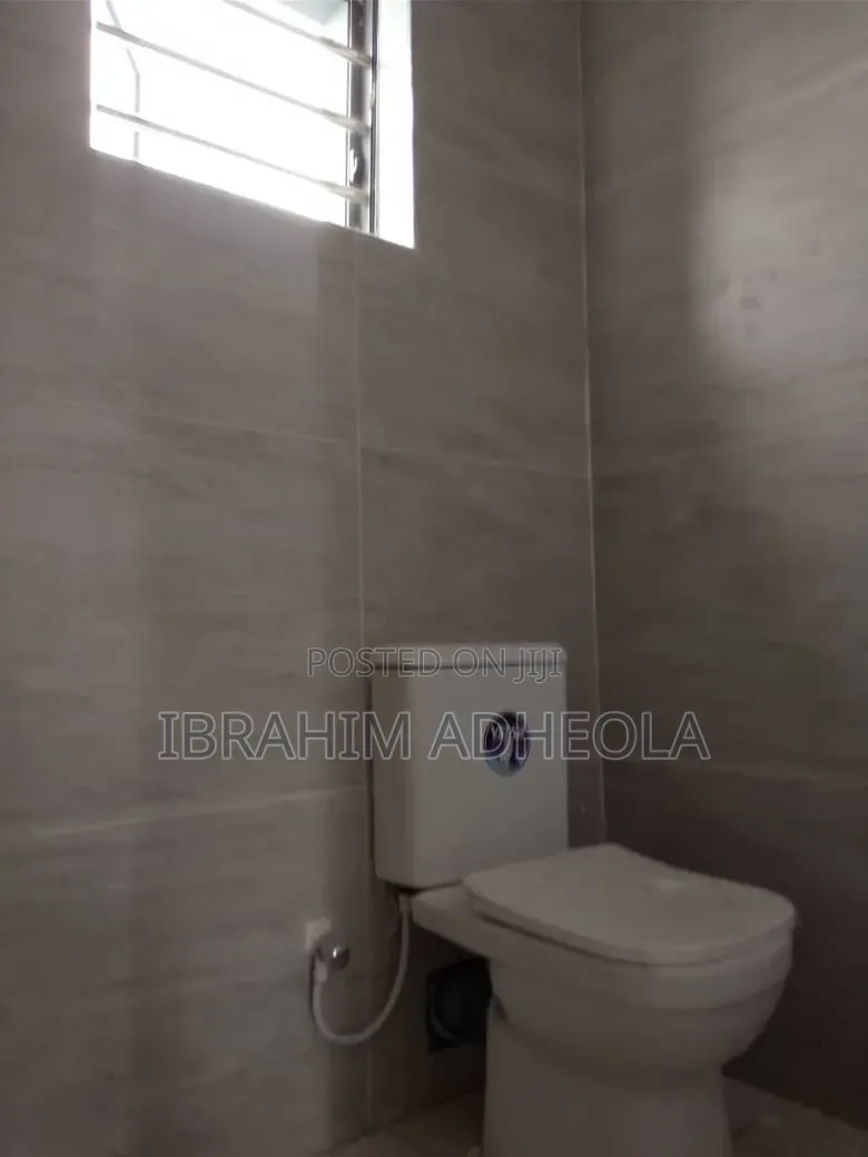 2bdrm Apartment in Egbeda for sale in Egbeda