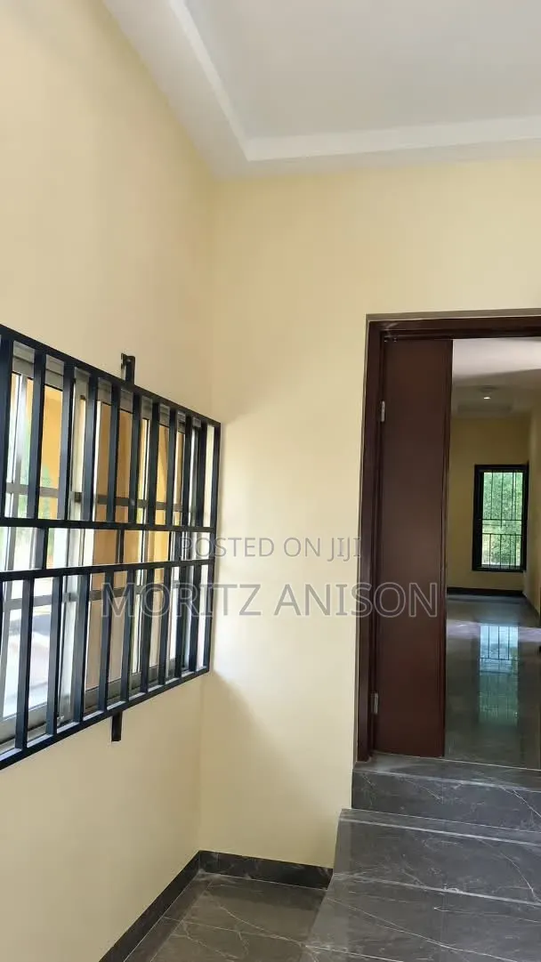 4bdrm Bungalow in Trans-Ekulu,Phase 6, Enugu for rent in Enugu