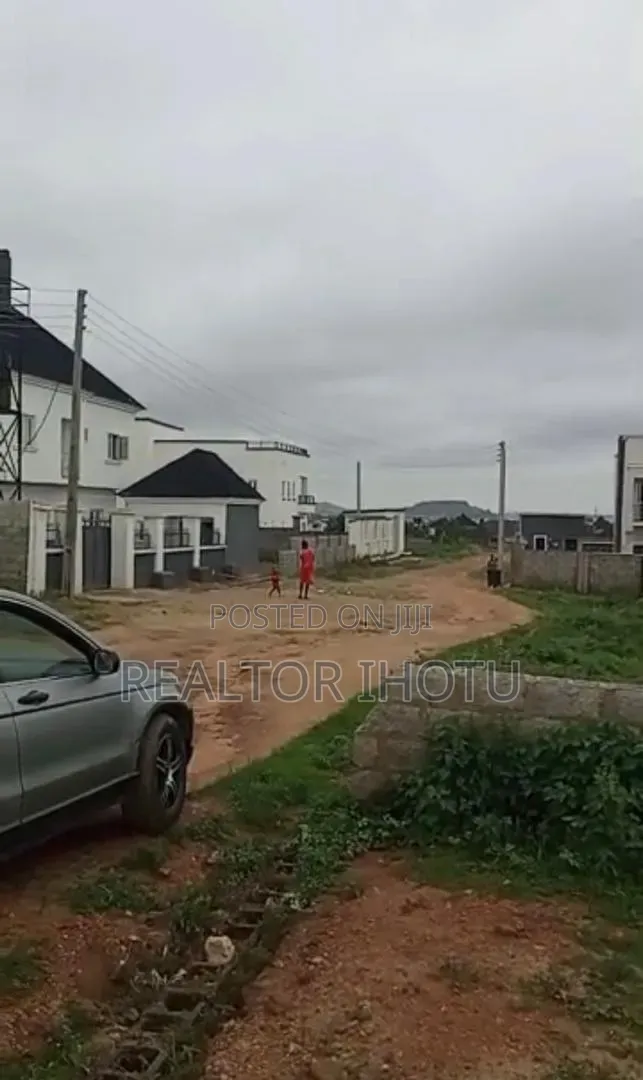 711sqm of Land for Sale | Apo Resettlement, Abuja in Apo Resettlement