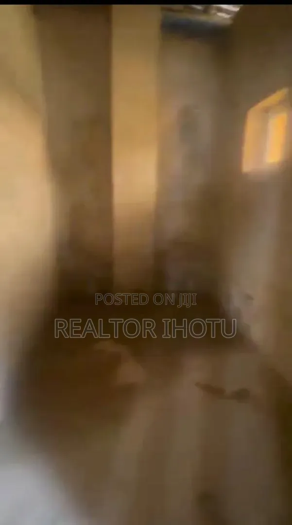 4bdrm Duplex in Paradise Estate for sale in Life Camp