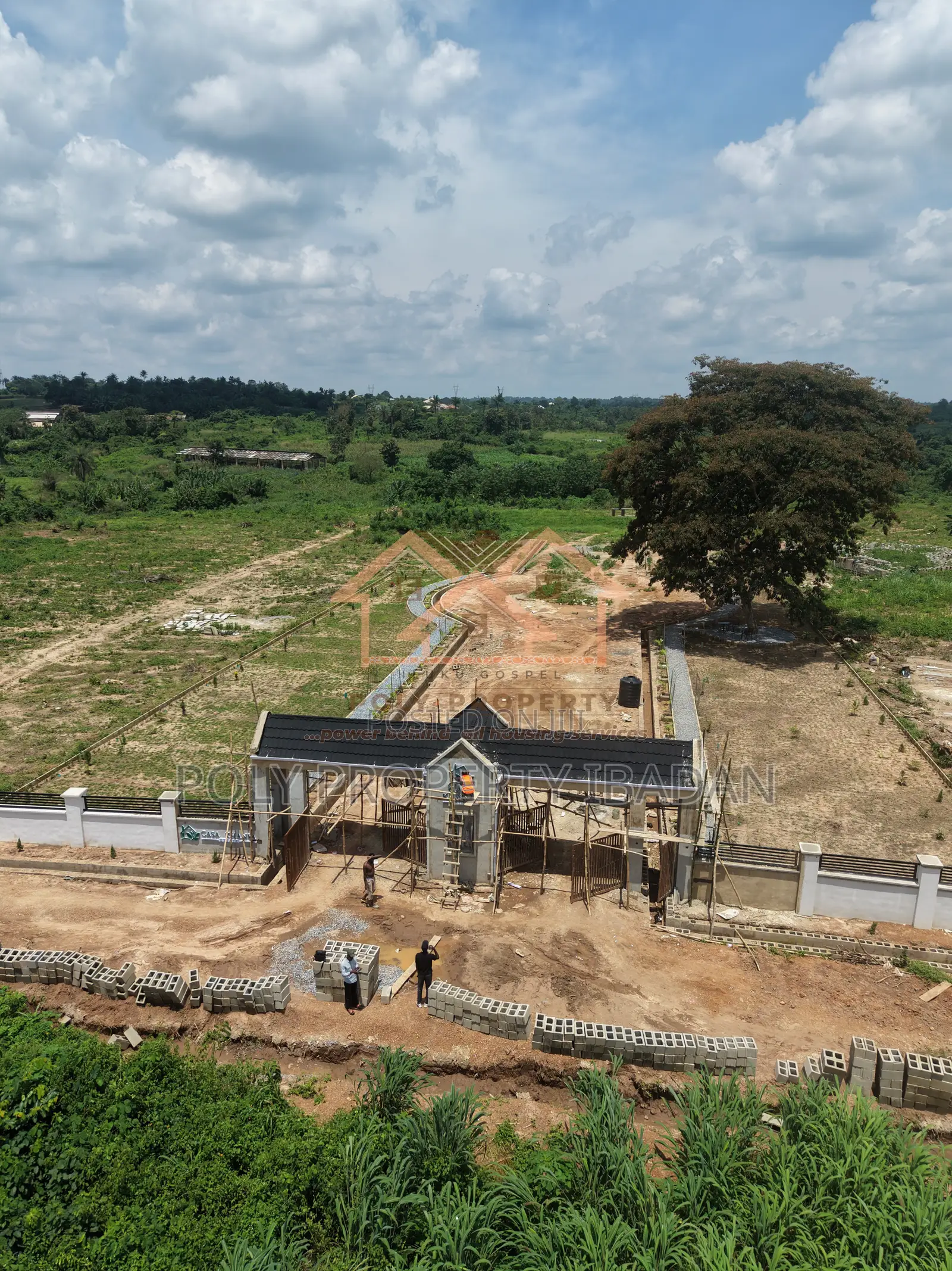 300sqm and 500sqm Land Available in Akobo