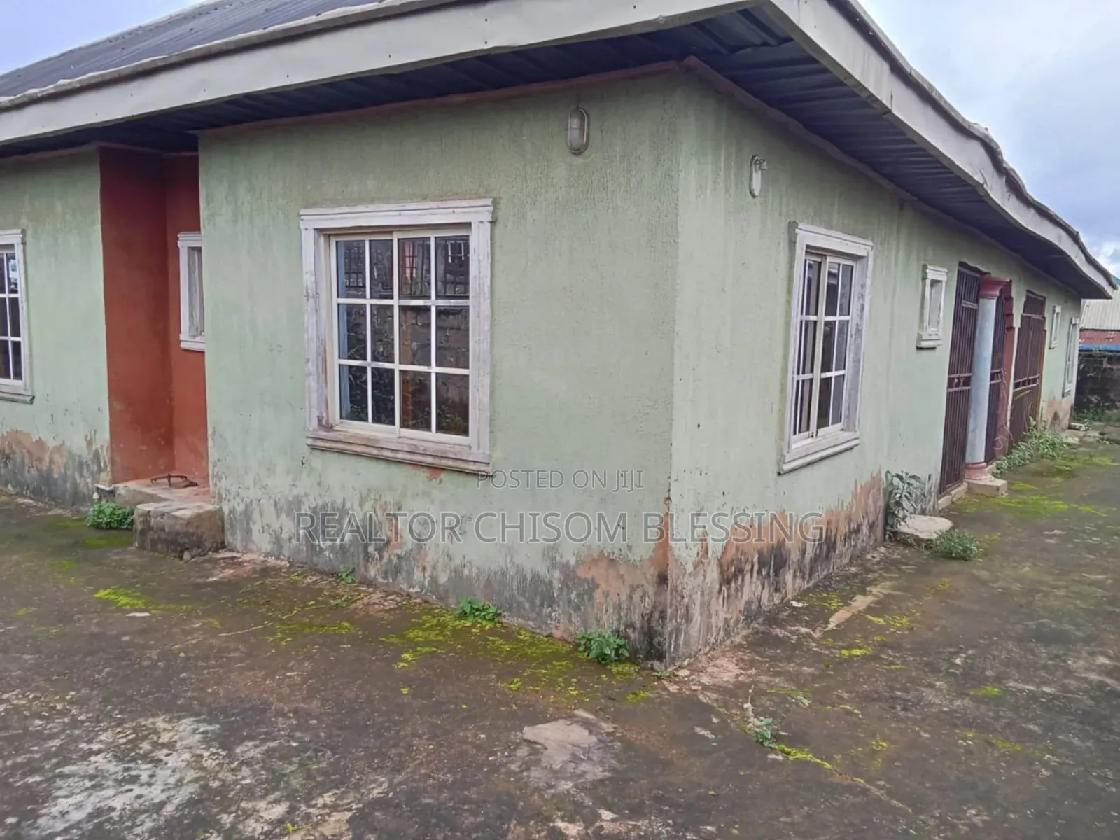2bdrm Bungalow in Amakama State, Umuahia for sale in Umuahia