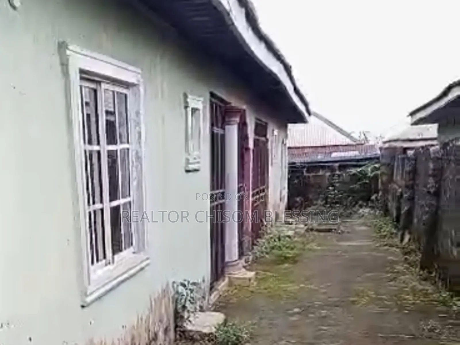 2bdrm Bungalow in Amakama State, Umuahia for sale in Umuahia