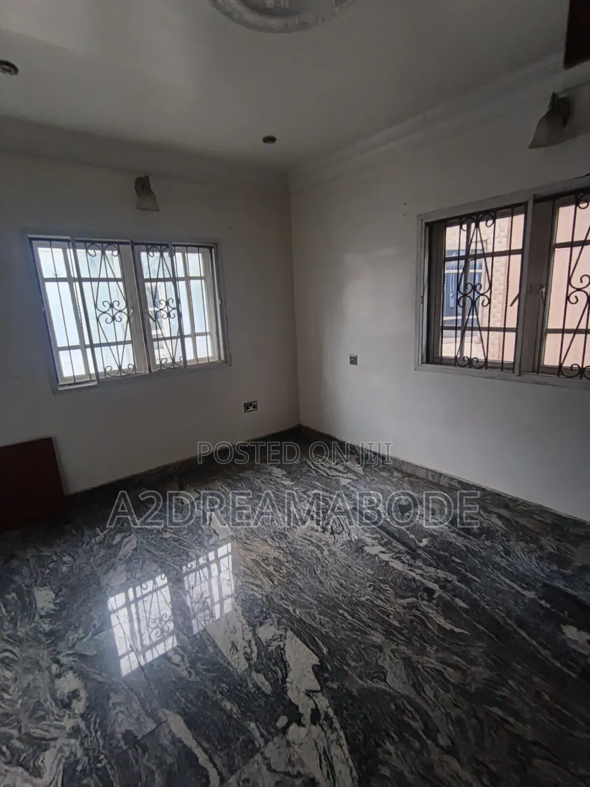 3bdrm Duplex in Magodo Phase 1 for rent in GRA Phase 1