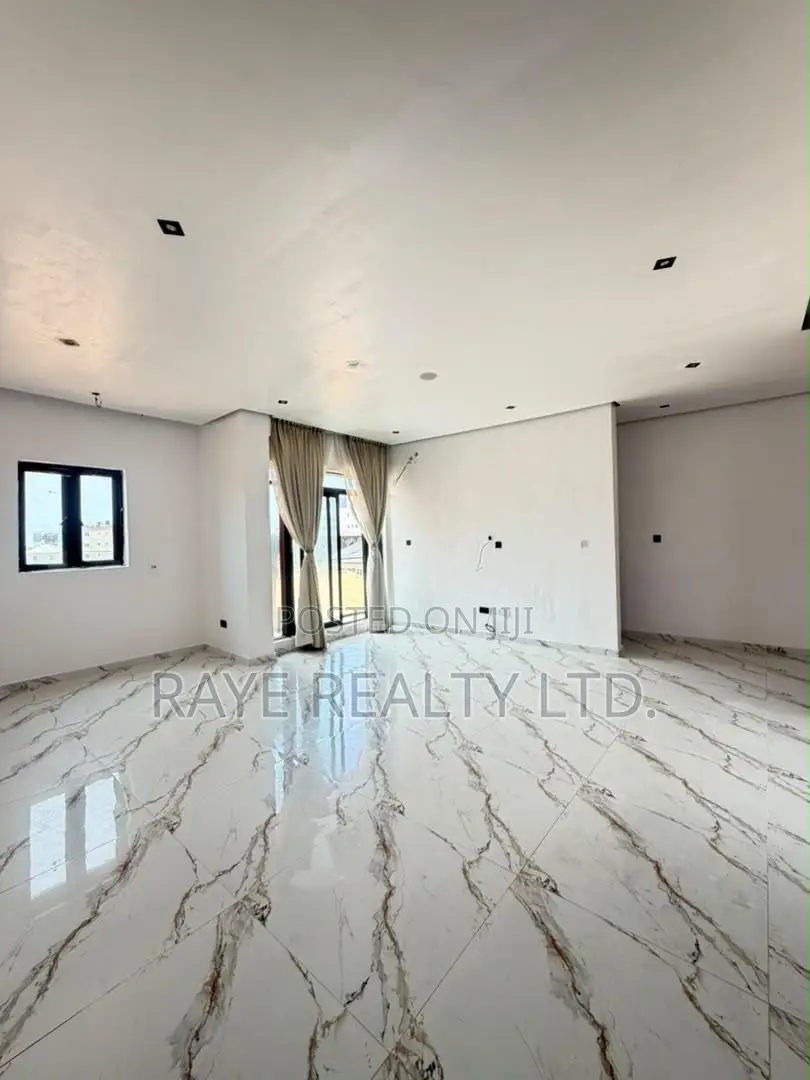 2bdrm Apartment in Ikate for sale in Ikate