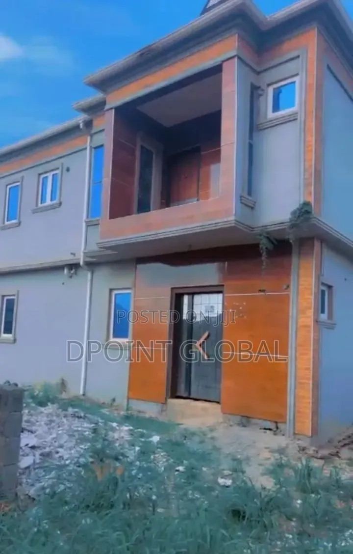 4bdrm Duplex in Abiola Farm Estate, Ayobo for sale in Ayobo