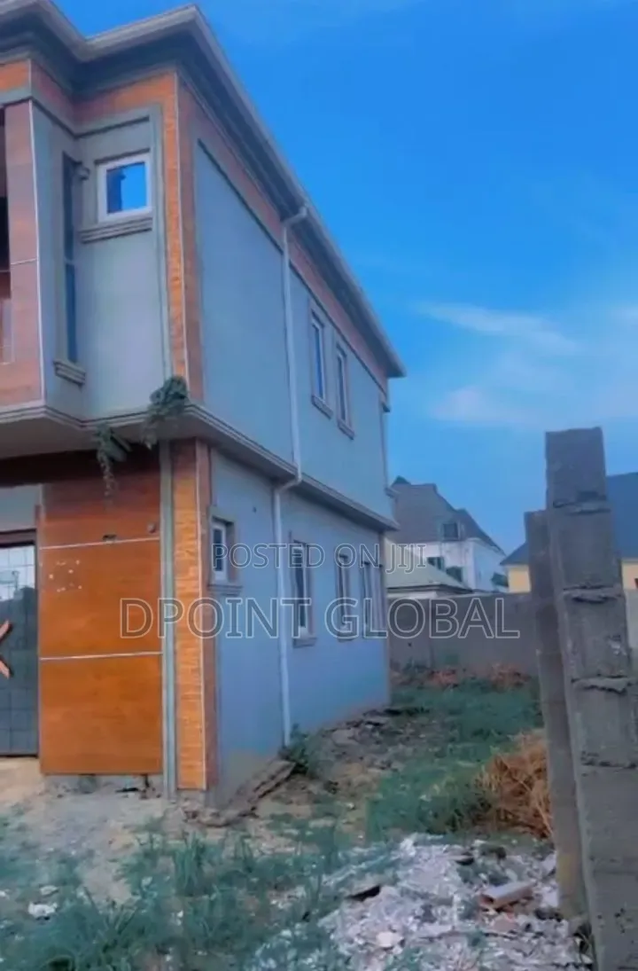 4bdrm Duplex in Abiola Farm Estate, Ayobo for sale in Ayobo