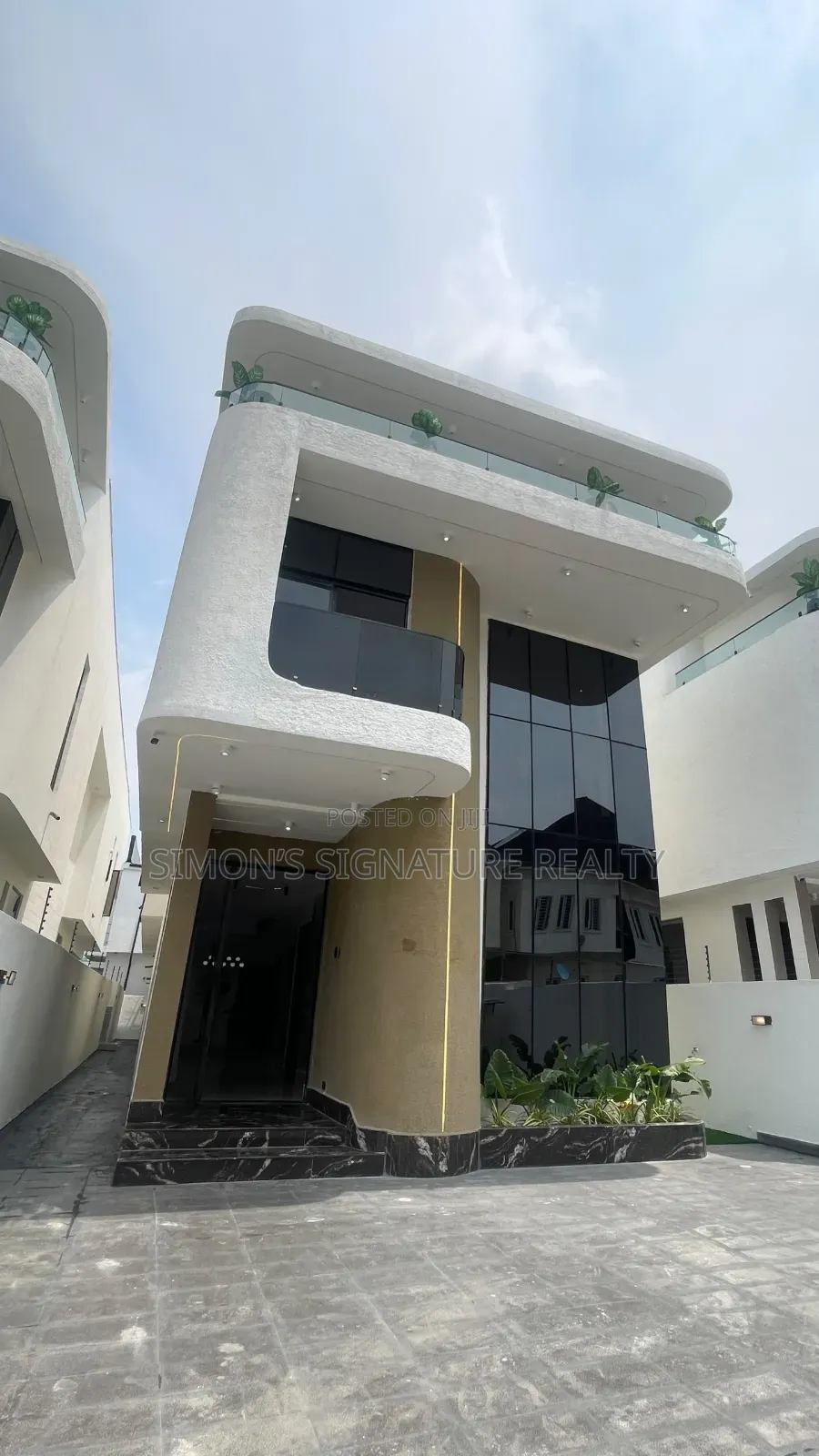 5bdrm Duplex in VGC / Ajah for sale in VGC / Ajah