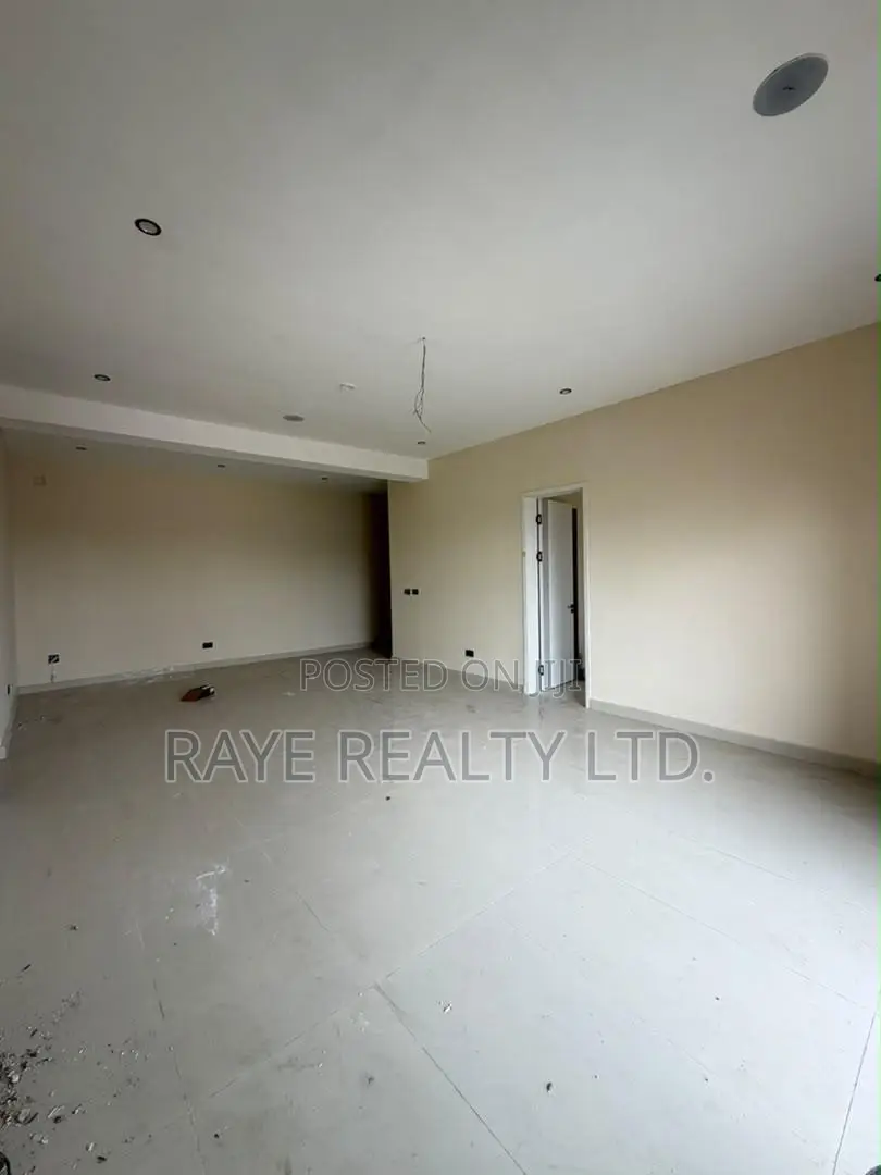 2bdrm Apartment in Victoria Island for sale in Victoria Island