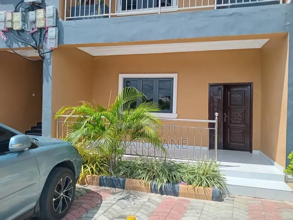 3bdrm Apartment in Lakowe for rent in Lakowe