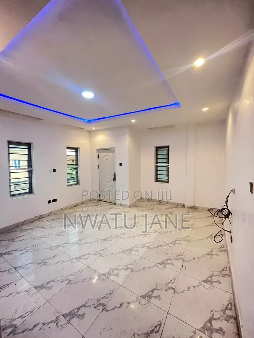 4bdrm Duplex in Thomas Estates Ajah for sale in Thomas Estate