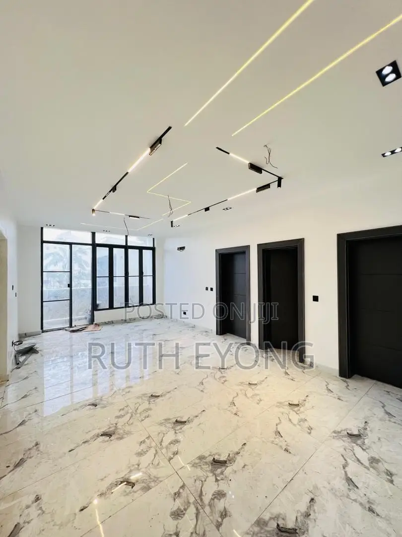 2bdrm Apartment in Banana Island for sale in Banana Island