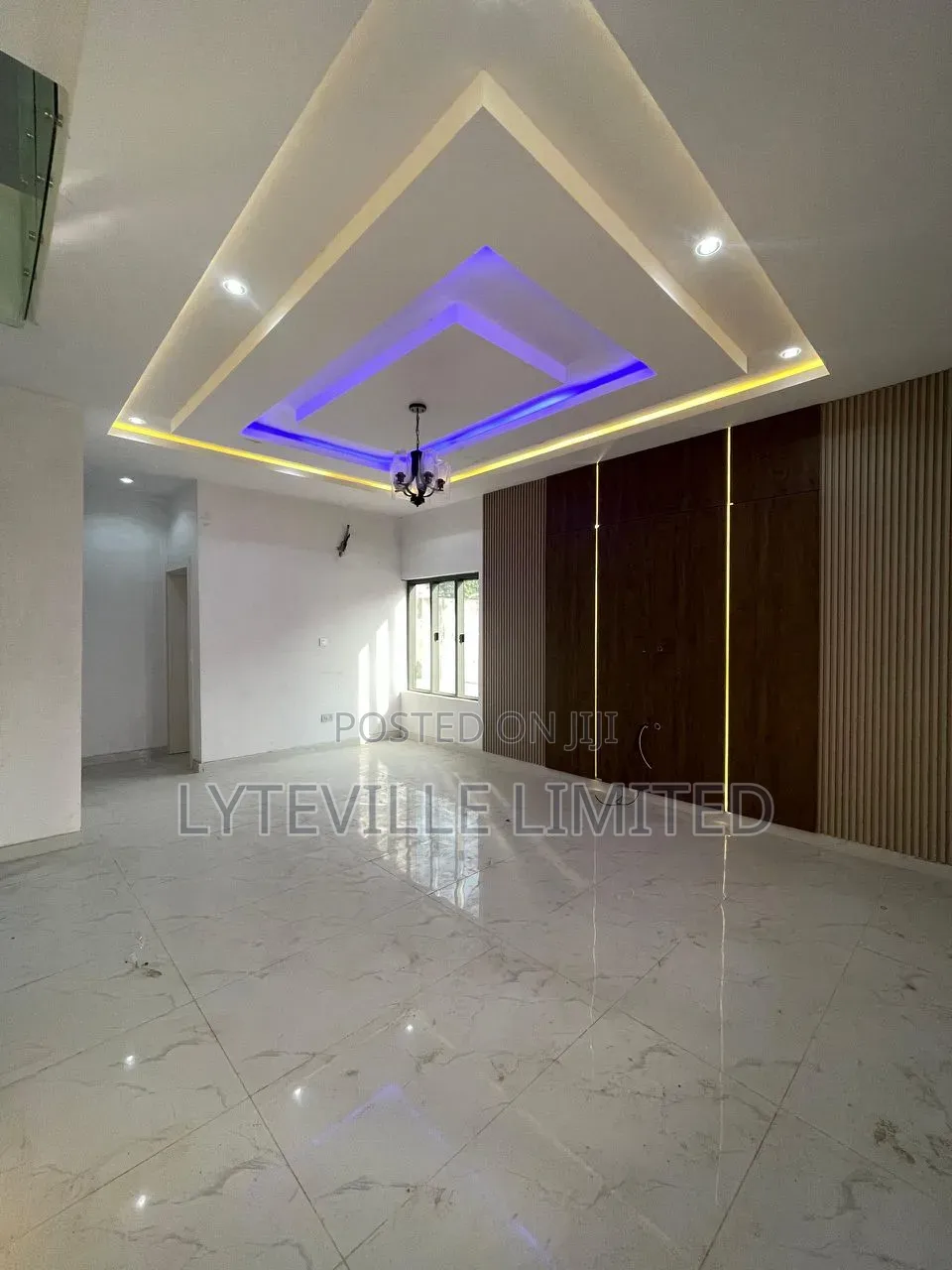4bdrm Duplex in Ajiwe for sale in Ajiwe